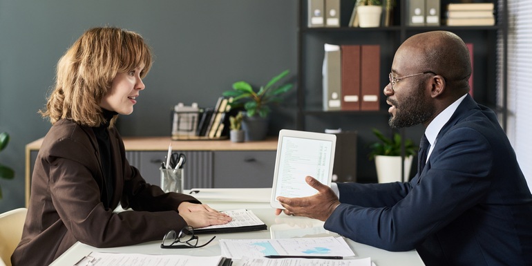 The role of financial coaching in financial advice